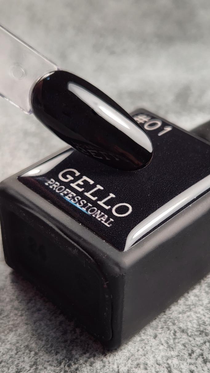 לק גל גלו GELLO מספר 01 צבע שחור פחם מגוון הצבעים של גלו נבחר בקפידה על ידי צוות ההדרכה הבינלאומי של חברת לילה מילאנו הגוונים סמיכים, ואטומים במיוחד ומגיעים עם מברשת שקופה ושטוחה במיוחד המאפשרת כניסה נוחה מתחת לקטיקולה ומריחה נוחה וצמודה לחלוטין לתוצאה מושלמת יש למרוח שכבות דקות