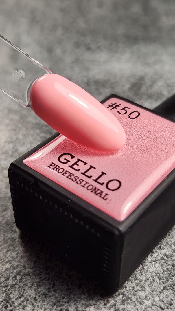 לק גל גלו GELLO מספר 50 צבע ורוד בייבי אטום מגוון הצבעים של גלו נבחר בקפידה על ידי צוות ההדרכה הבינלאומי של חברת לילה מילאנו הגוונים סמיכים, ואטומים במיוחד ומגיעים עם מברשת שקופה ושטוחה במיוחד המאפשרת כניסה נוחה מתחת לקטיקולה ומריחה נוחה וצמודה לחלוטין לתוצאה מושלמת יש למרוח שכבות דקות